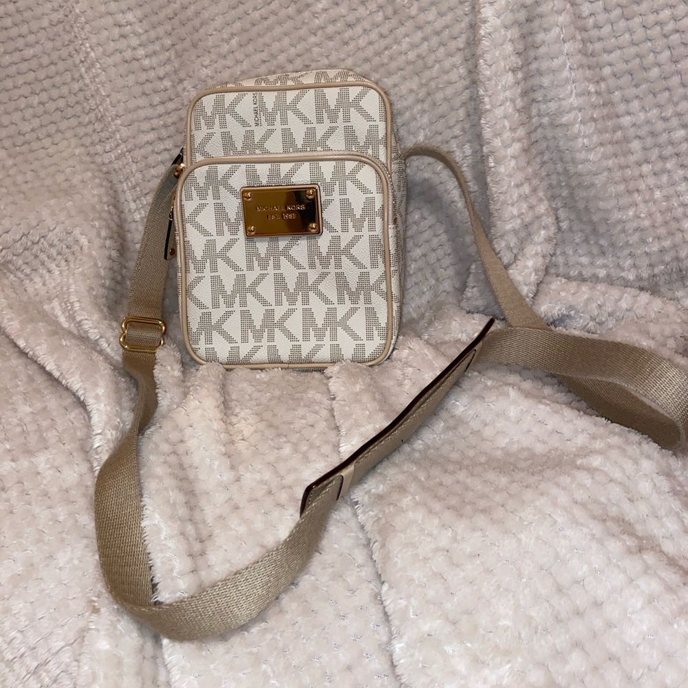 Michael Kors Double Zip Crossbody